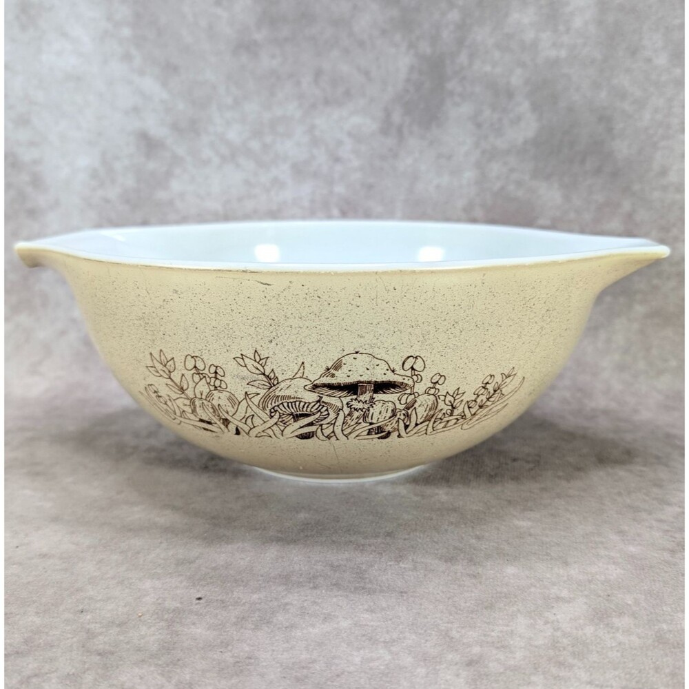 Vintage Pyrex Forest Fancies Mushroom Cinderella Mixing Bowl 443 2.5L